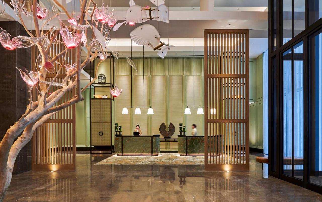 Shangri-La Qiantan, Shanghai Buitenkant foto