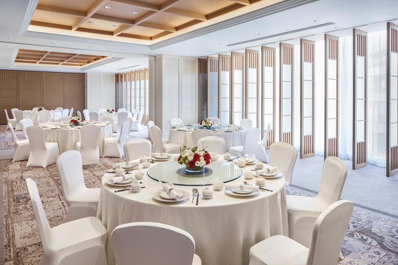 Shangri-La Qiantan, Shanghai Buitenkant foto