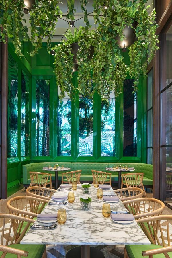 Shangri-La Qiantan, Shanghai Buitenkant foto